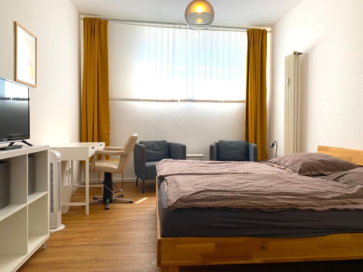 Alles Komplett - 2 Schlafzimmer, Grosse Kueche, Bad Keulen Buitenkant foto